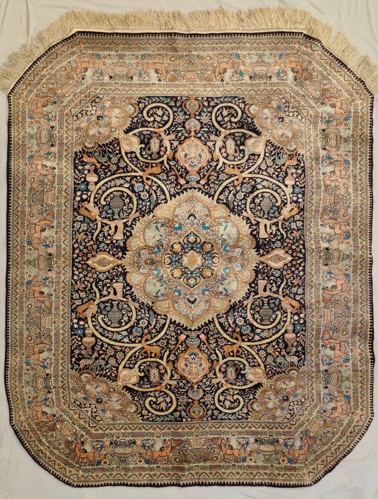 CHINESE SILK HANDMADE CARPET