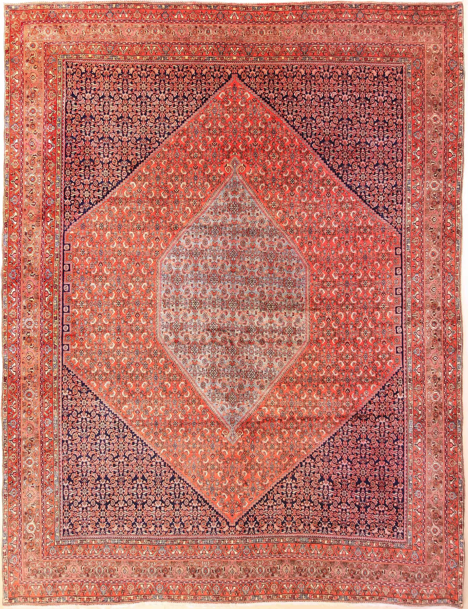 ANTIQUE IRANIAN BIDJAR HANDMADE WOOL CARPET