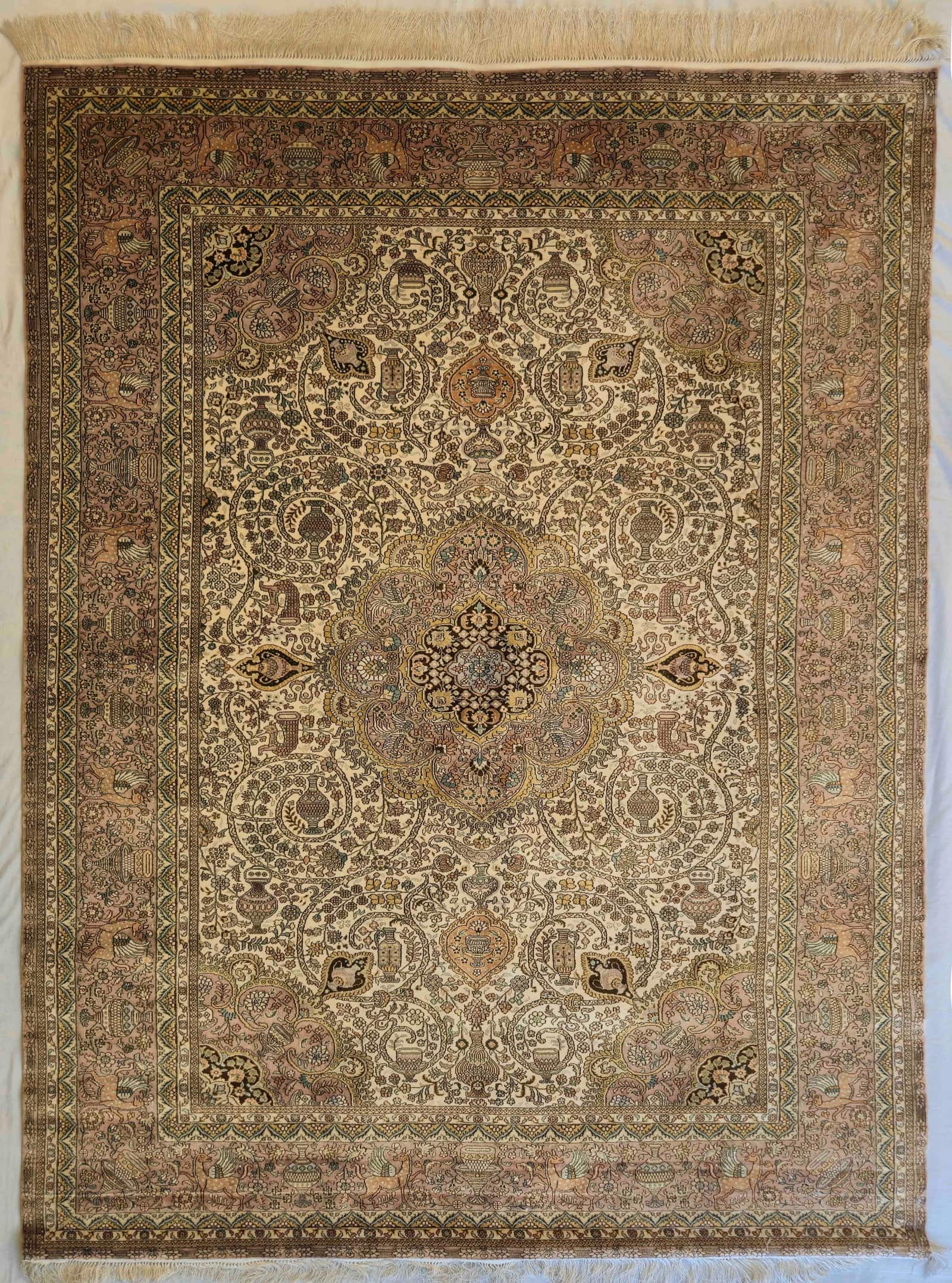 CHINESE SILK HANDMADE CARPET