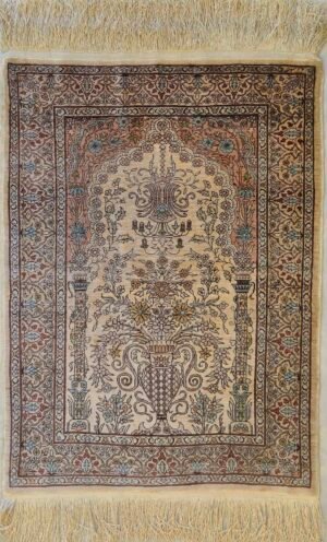 HEREKE SILK