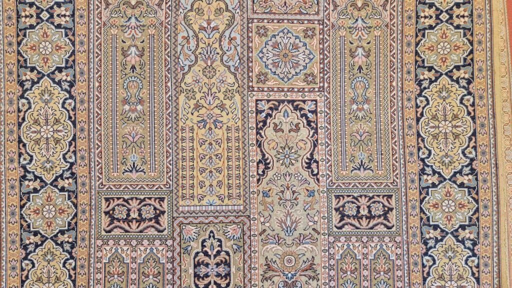 Kashmir Silk Back Blog